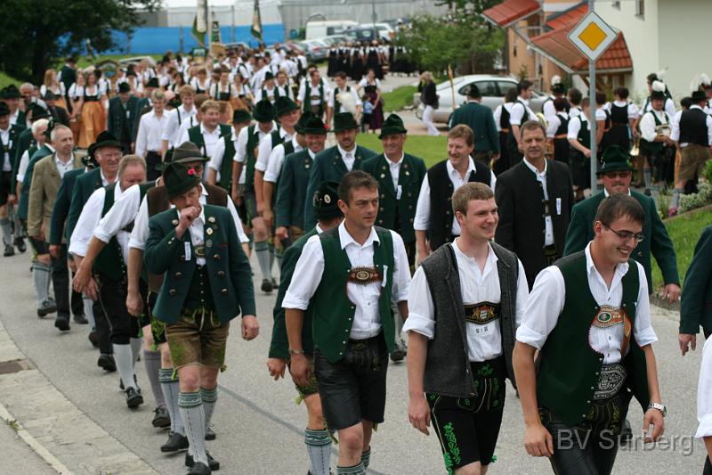 089 Kirchenzug.JPG